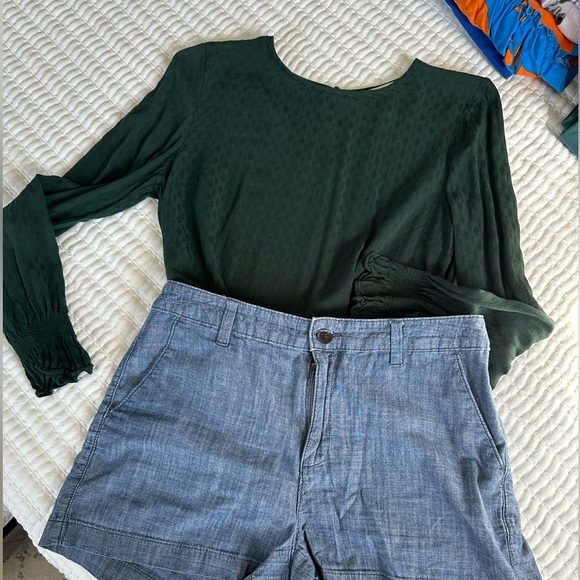 Bundle: Green Blouse and Blue Linen Shorts. Size Small. - Picture 5 of 5